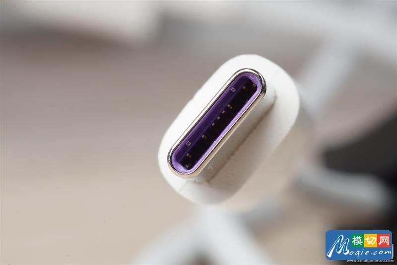 恐怖5A快充!華為Mate 9原裝數據線拆解