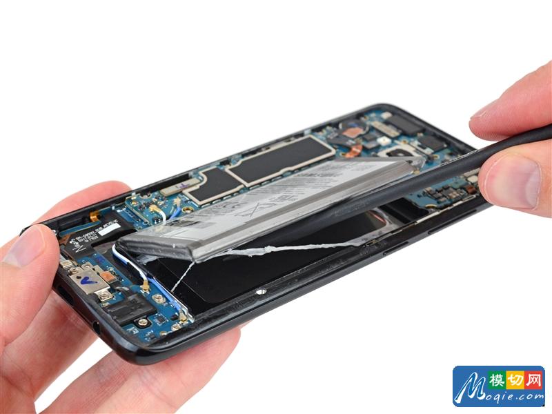 Galaxy S8全球首發拆解！屏幕碎了就悲劇