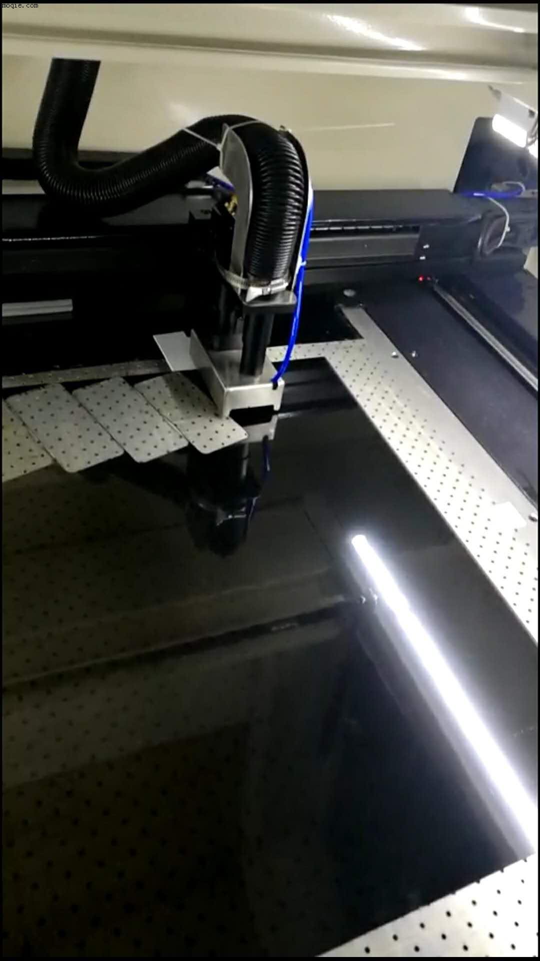 防窺膜激光切割機